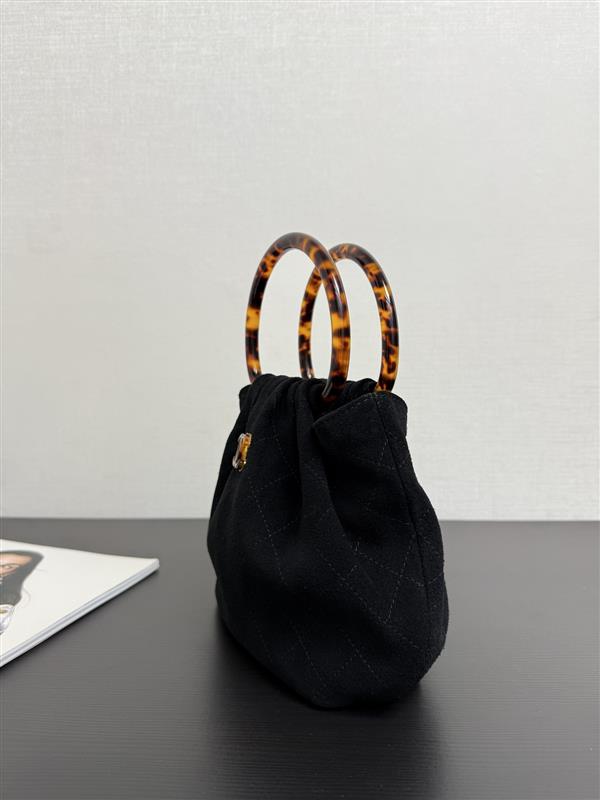 2026131222421406 100